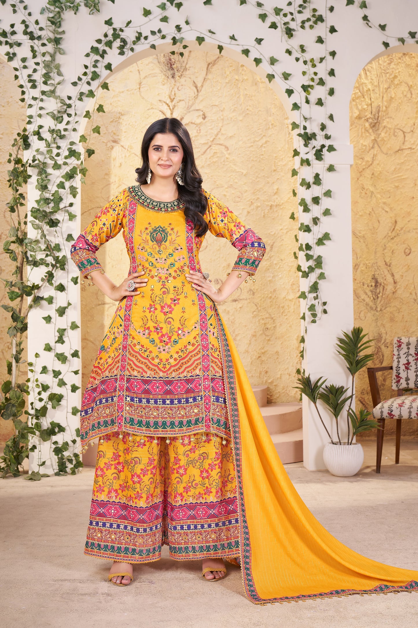Swarah-Heavy Fancy Plazo Pair With Dupatta Set